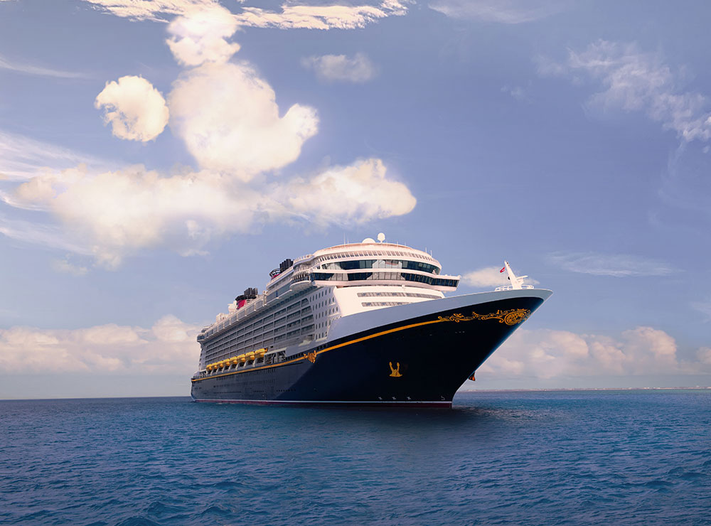 dcl-lets-dream-horizontal