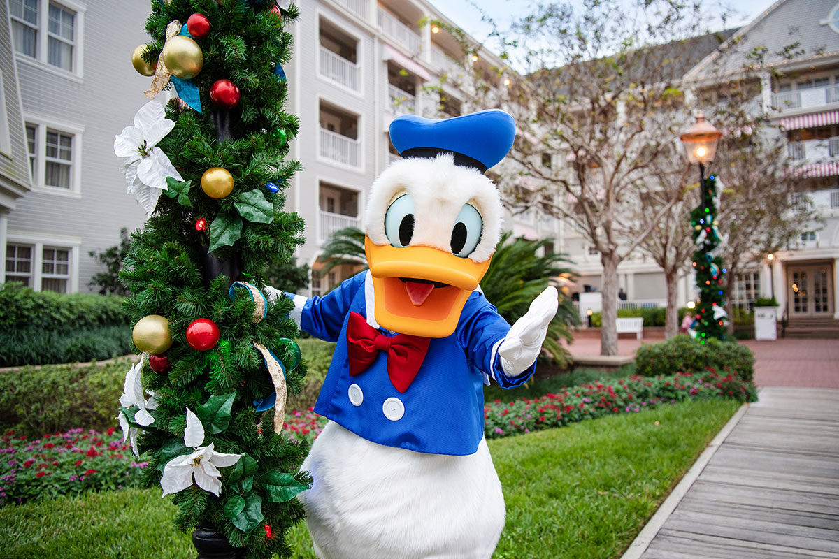 donald-holiday